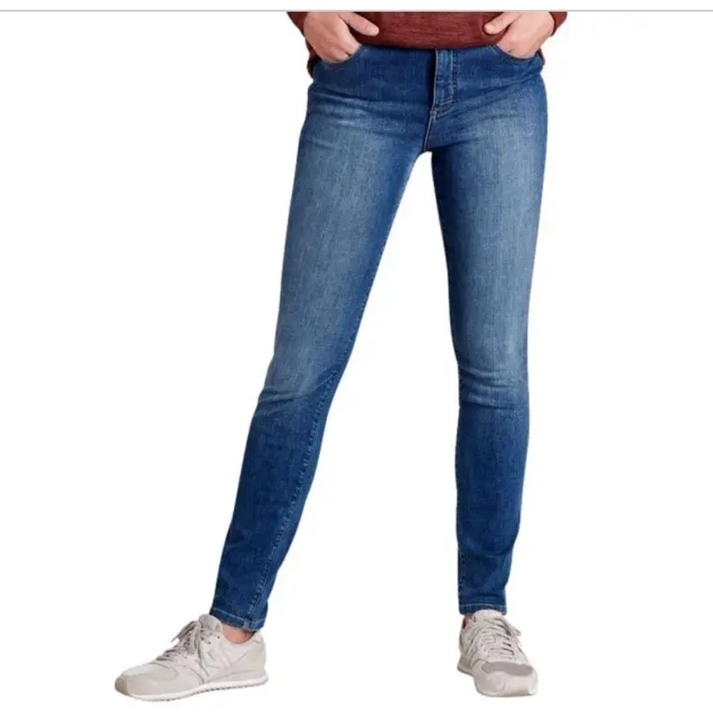 Kuhl 9 Inch Kontour flex Jeans Size 4 Short